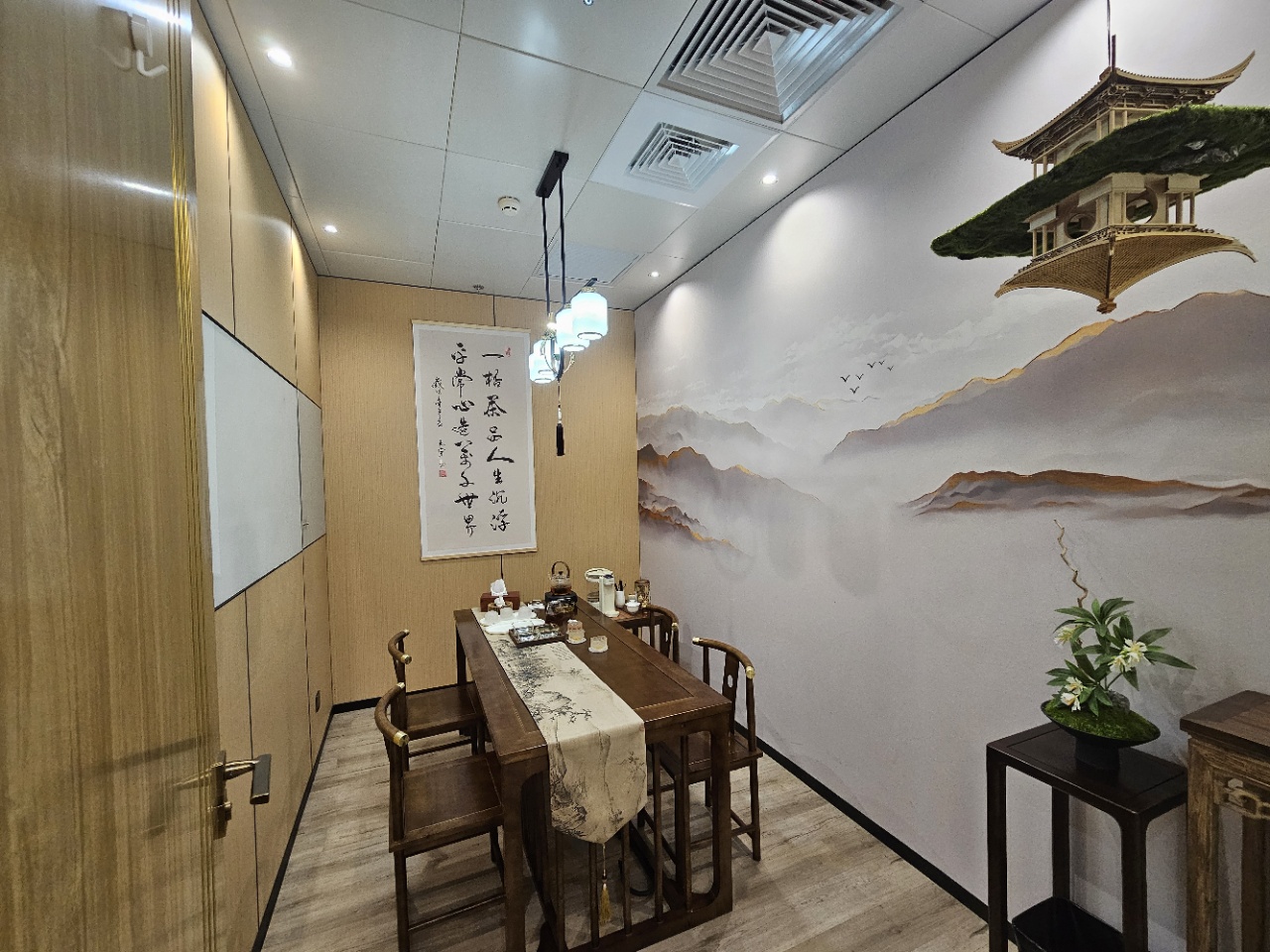 高尚领域楼内配置