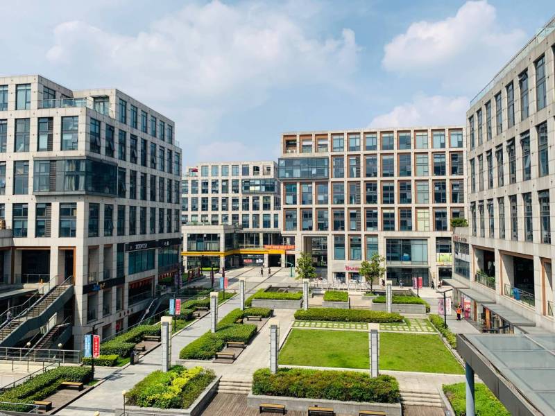 精装复式户型|双层面积可达200平|9号线七宝|华商时代广场