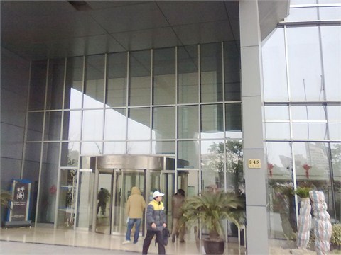 瑞丰国际大厦大门入口