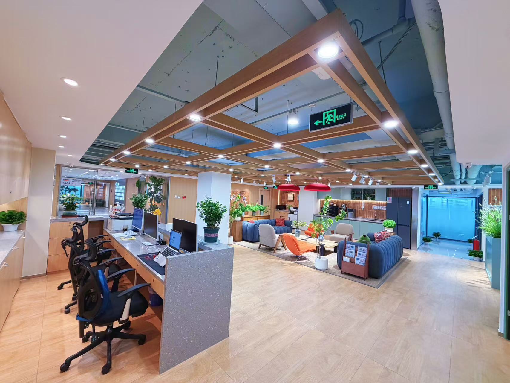 左岸工社