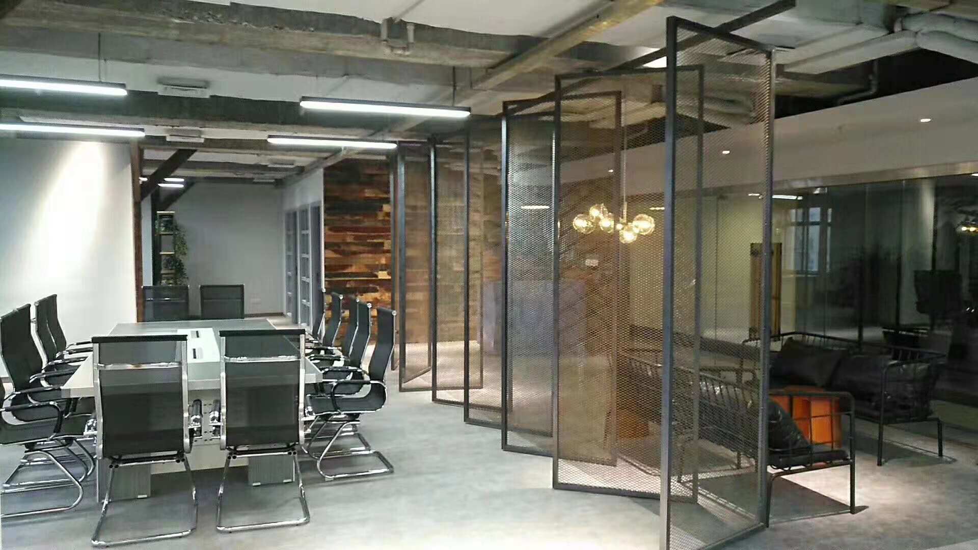 云都虹桥大厦办公区域