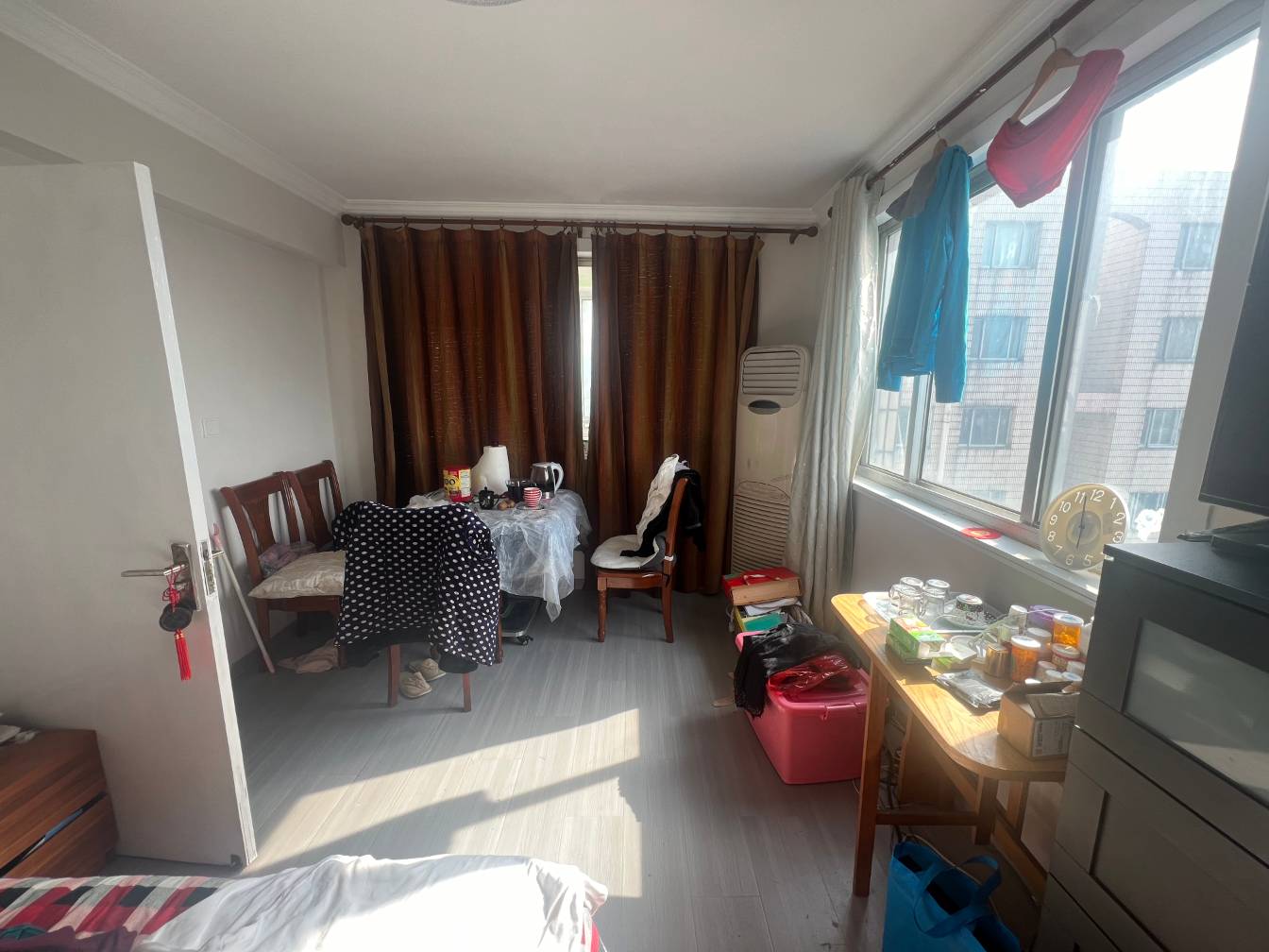 沪办大厦办公区域