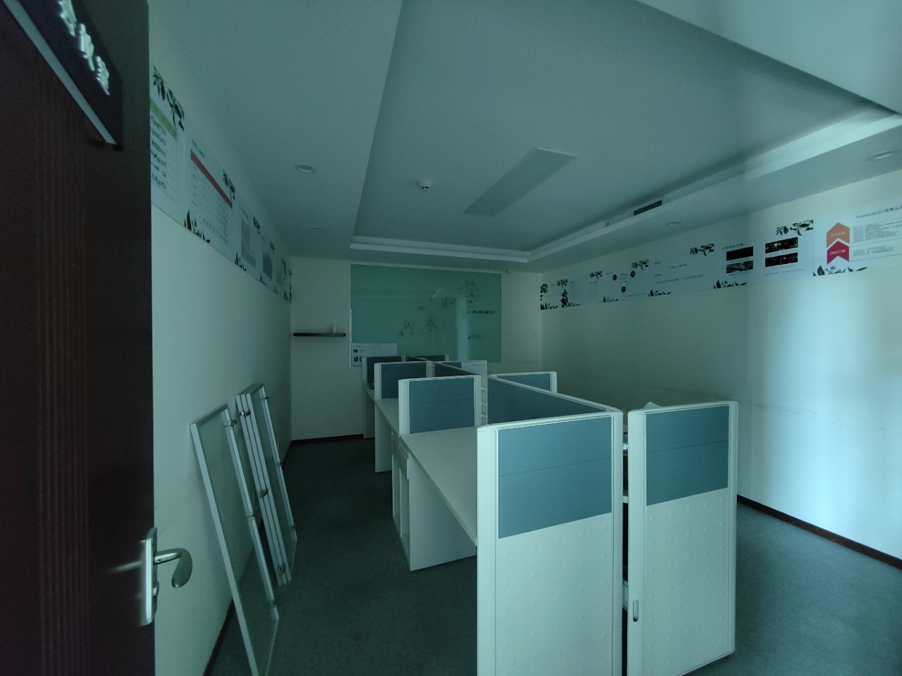 数码01大厦办公区域
