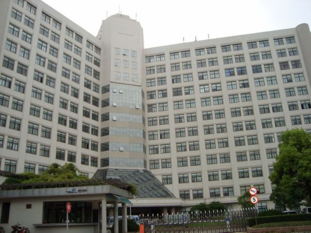 漕河泾开发区新业大楼