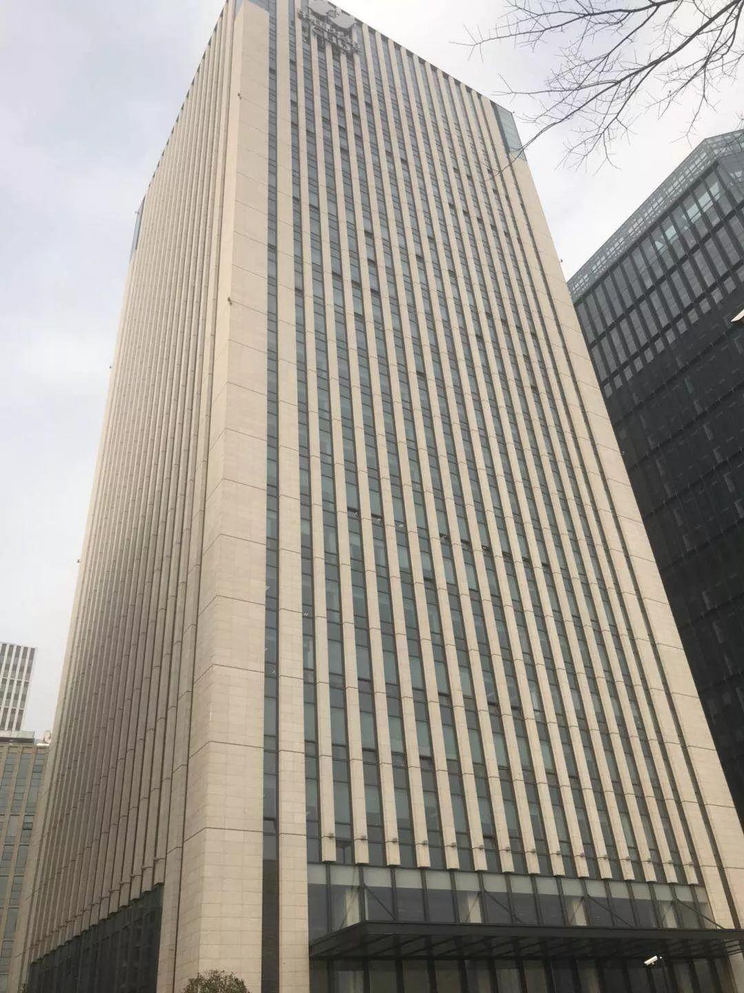中国华能上海大厦外立面图