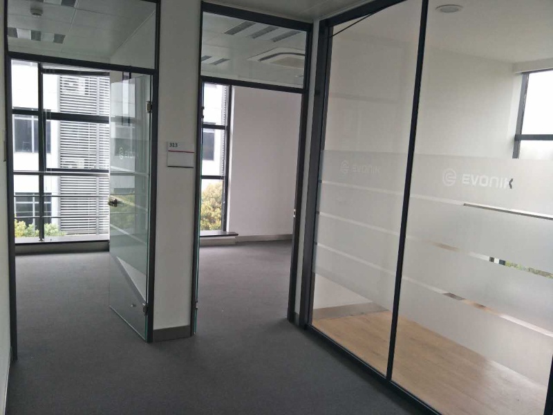 莱茵虹桥中心 吴中路写字楼970平可分割办公室出租