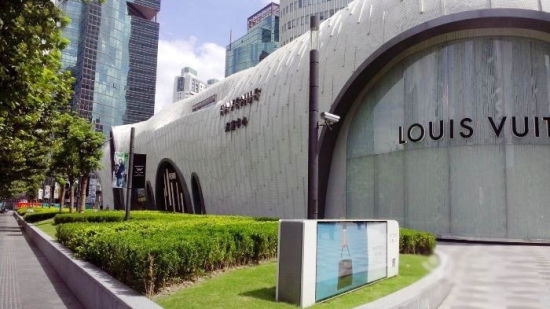 尚嘉中心外立面图