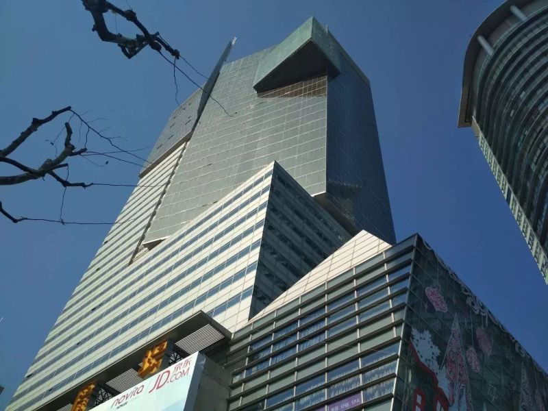 南京西路双商圈!仙乐斯广场119平!