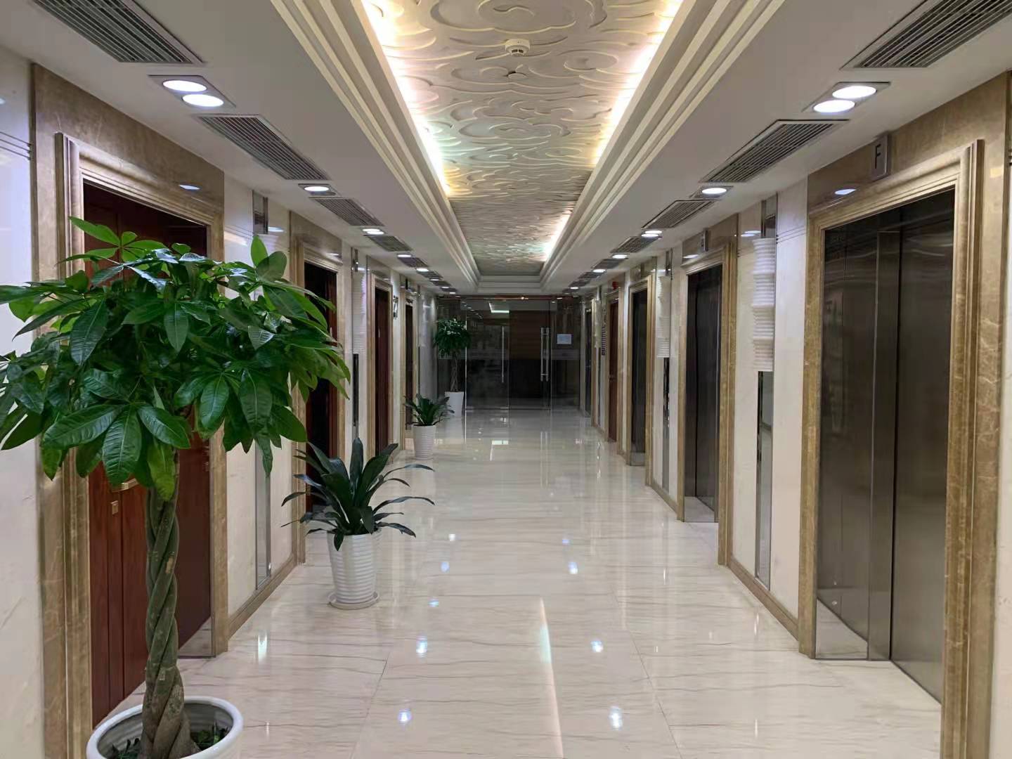 中环世贸中心电梯厅