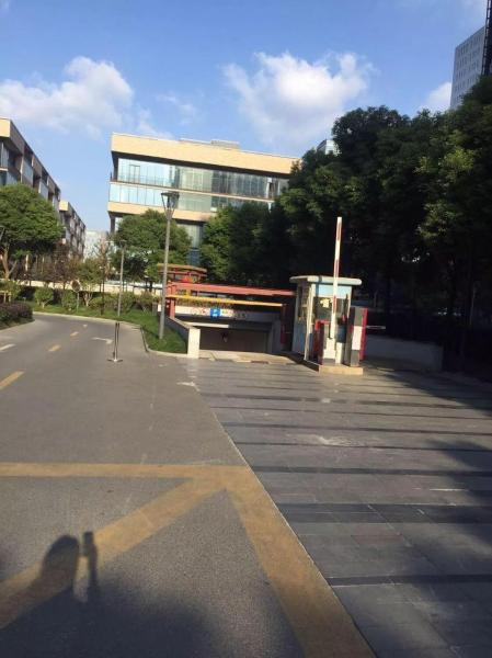 江裕大厦大宁地标建筑房型方正采光好