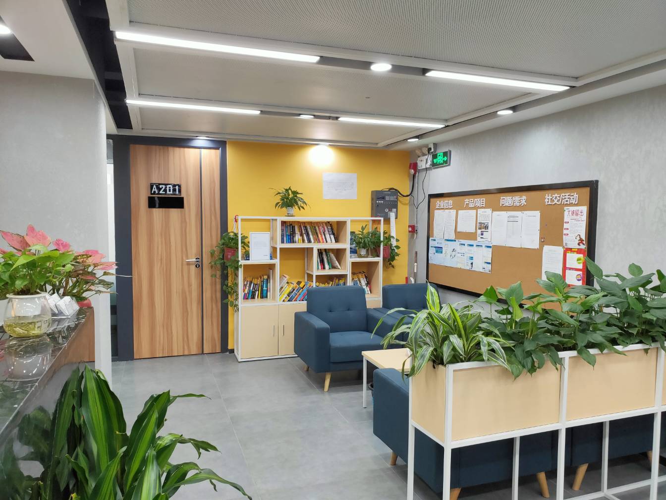振兴大厦创富港铺面图