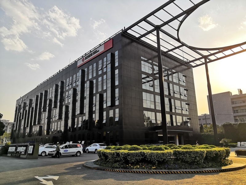 长泰广场写字楼出租,张江办公室,53㎡,创业团队优选,精装修带家具出租