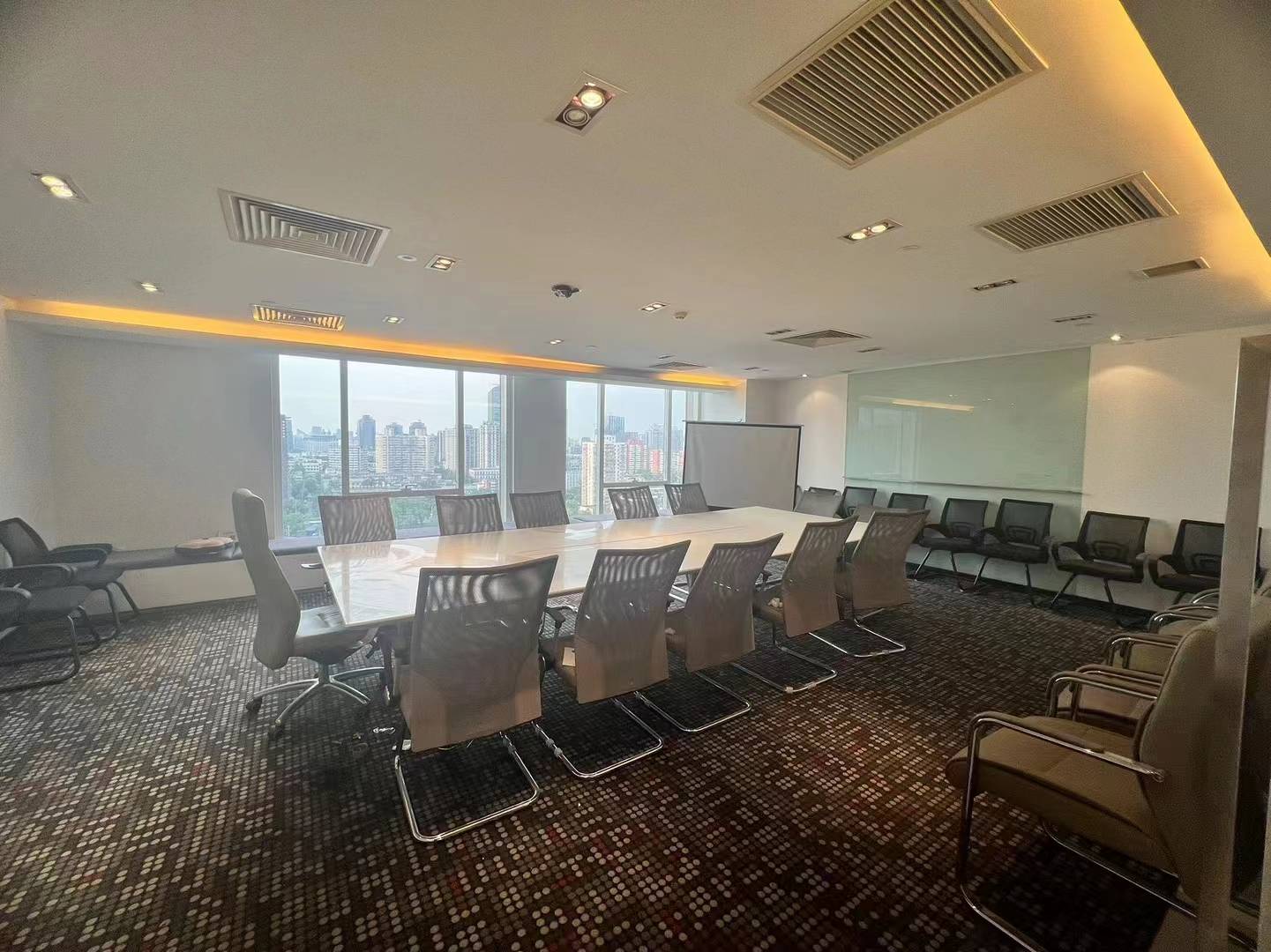 通用国际中心办公区域