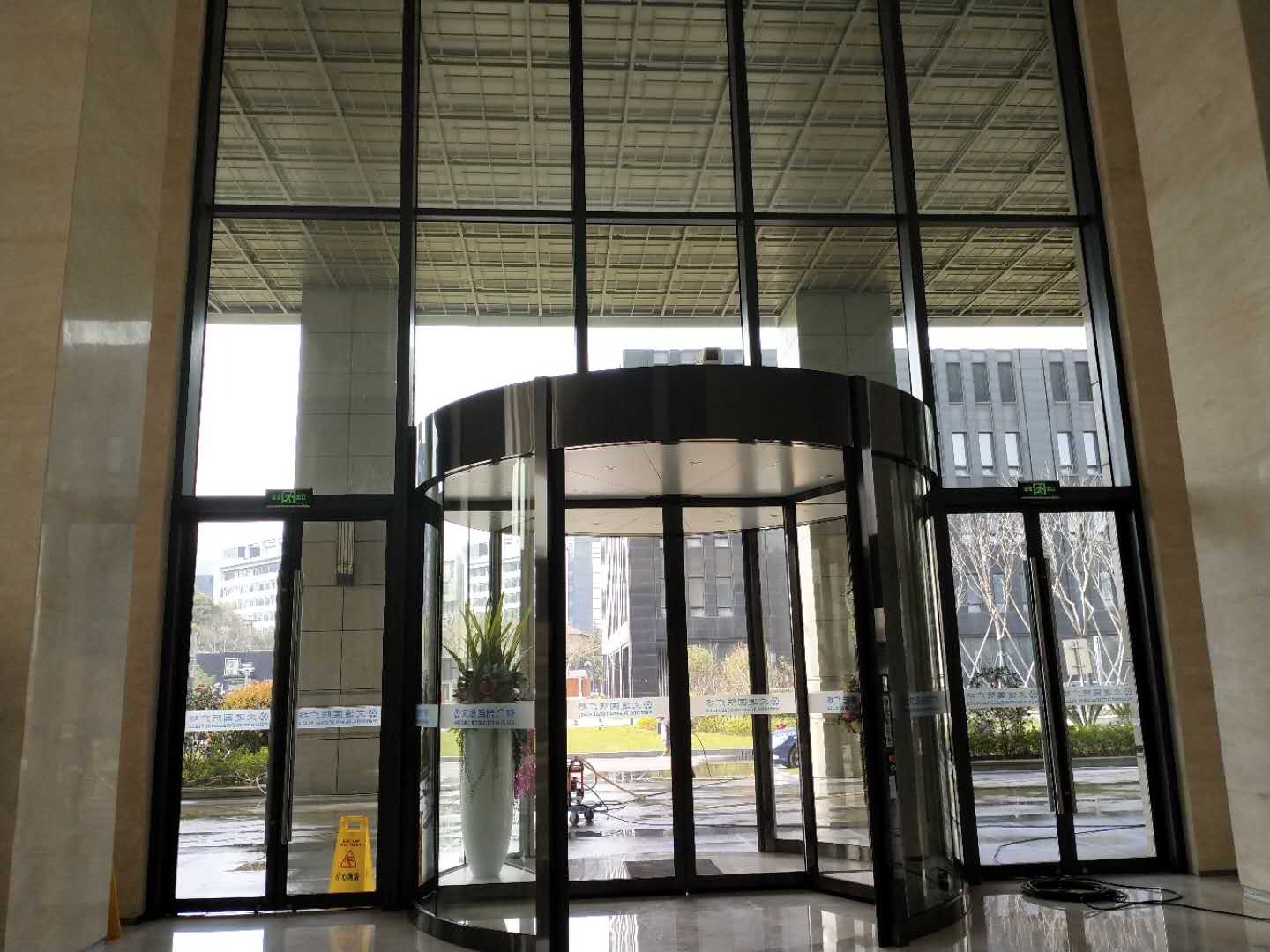 文通国际广场大楼入口