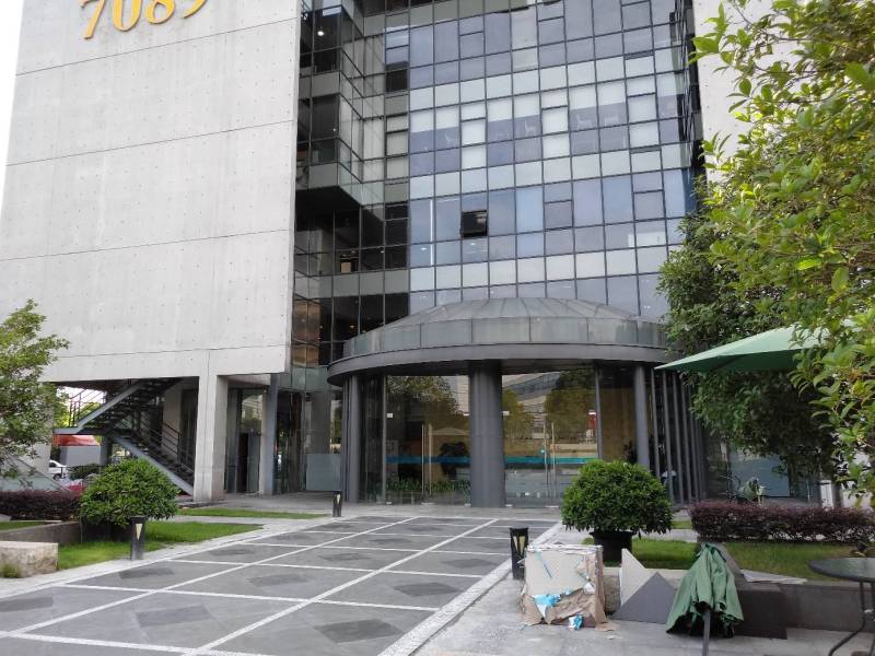 7089创意园大楼入口