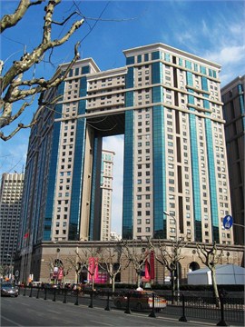 上海光大会展中心外立面图