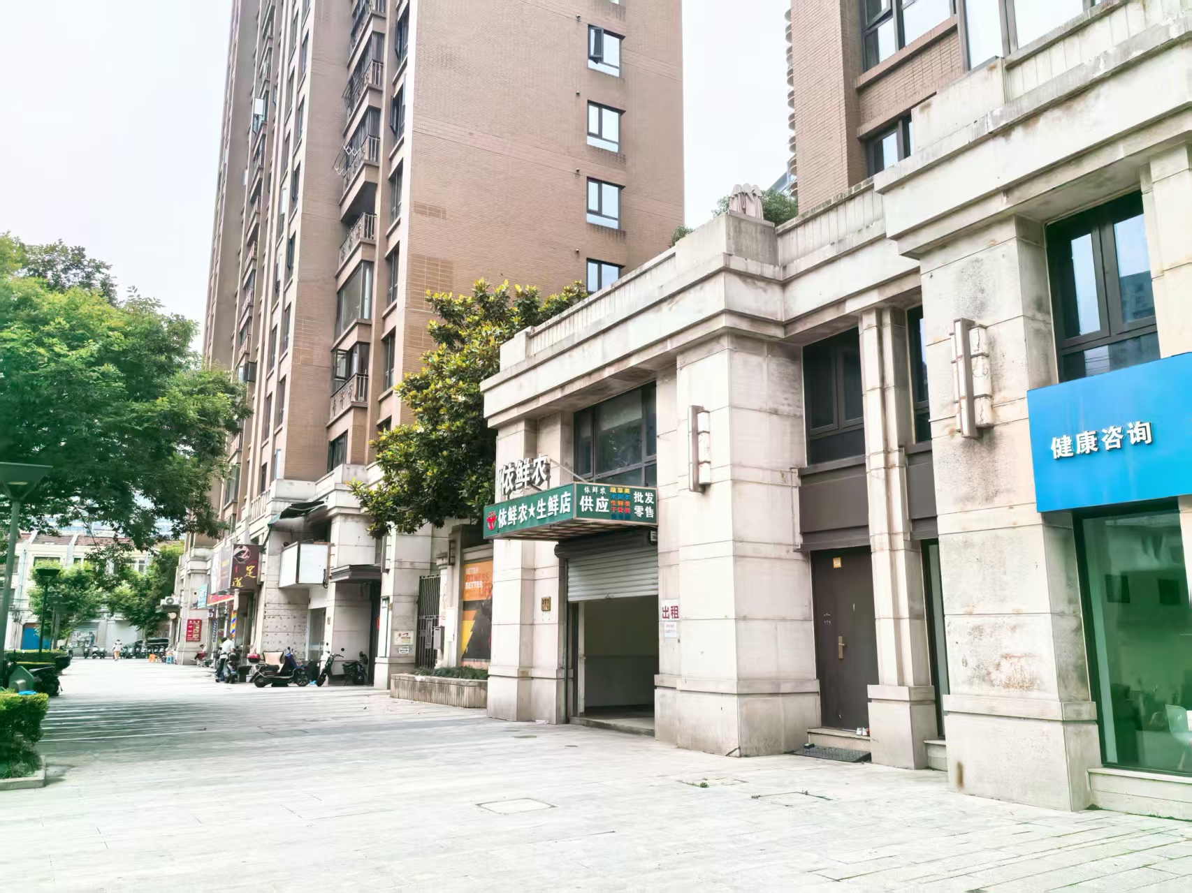 新出！★老西门沿街旺铺 房东直租★91平，6.3米挑高