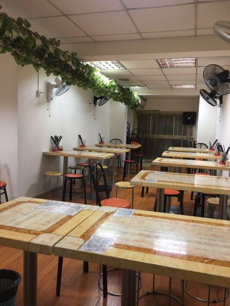 海鲜面,本帮面,老鸭粉丝汤,热干面,陕西凉皮,便饭,牛肉面,特色面馆